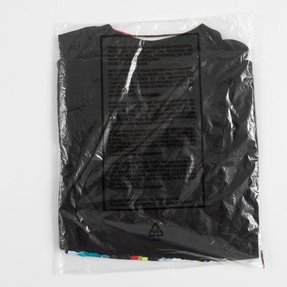 Supreme/TNF Expedition T-Shirt --‎ New with Tags - Picture 2 of 3